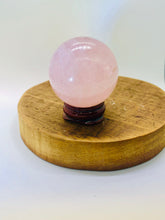 Load image into Gallery viewer, Rose Quartz Sphere