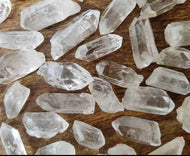 Clear quartz points (small)